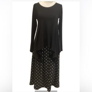 **Sympli Elegant Deep Black Flowy Scoop Neck Shark bite hem .